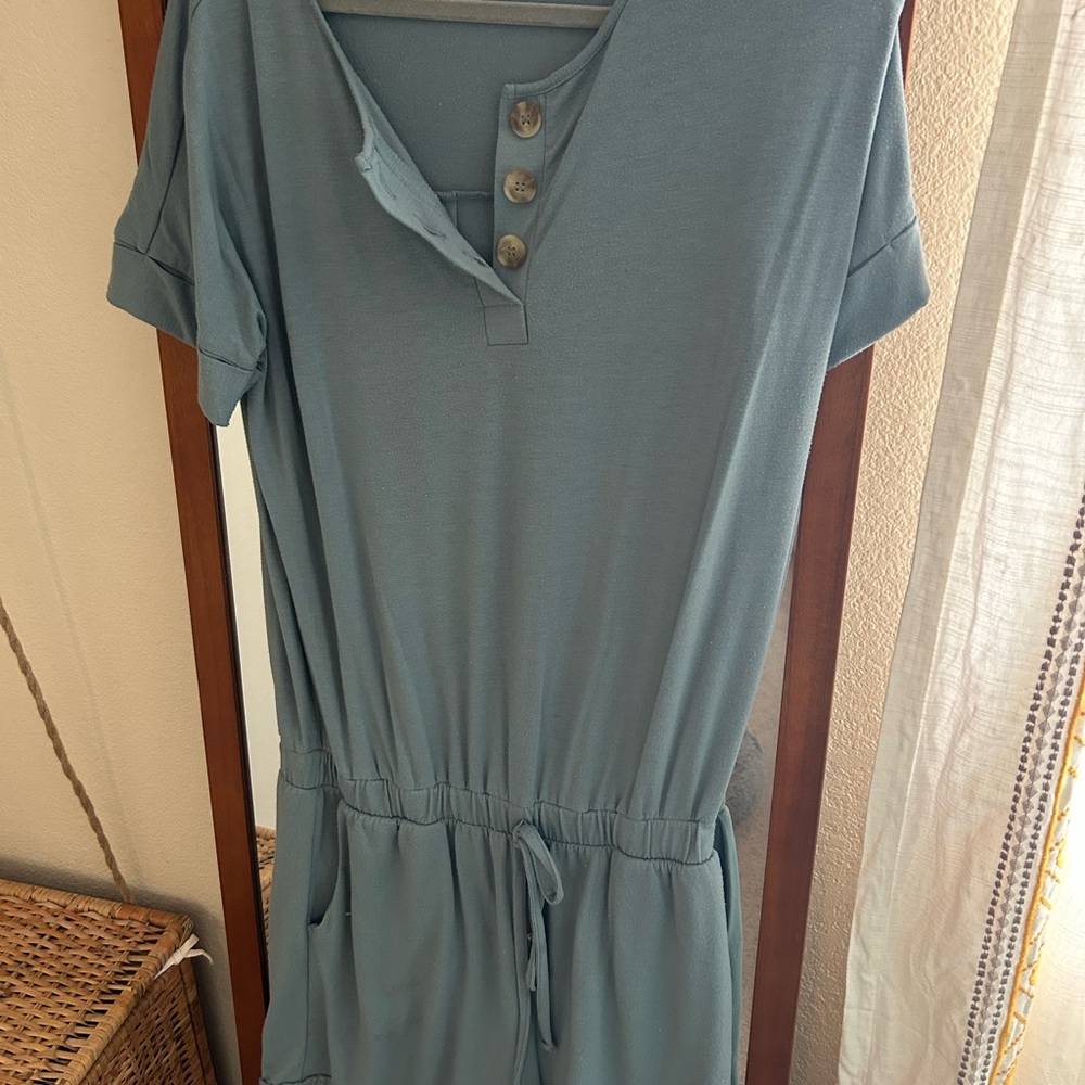 Zenana Outfitters Teal Button-Up Top